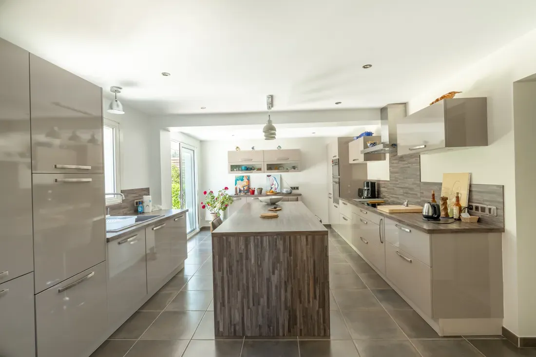 Photo 3 - Maison 7 pièce(s) à Saint-Maximin-la-Sainte-Baume (83470)