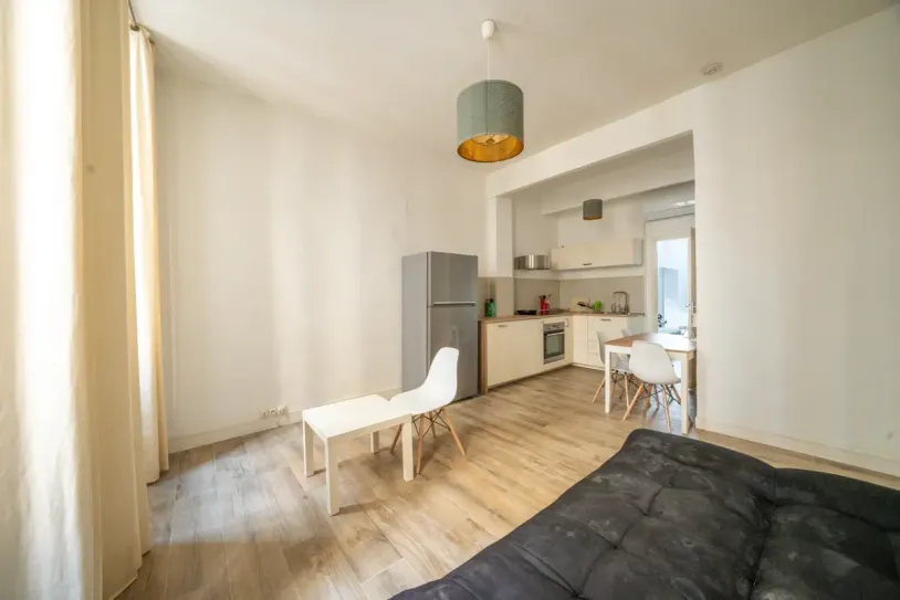 Maison 5 pièce(s) à Aix-En-Provence (Commune) (13090) — 8