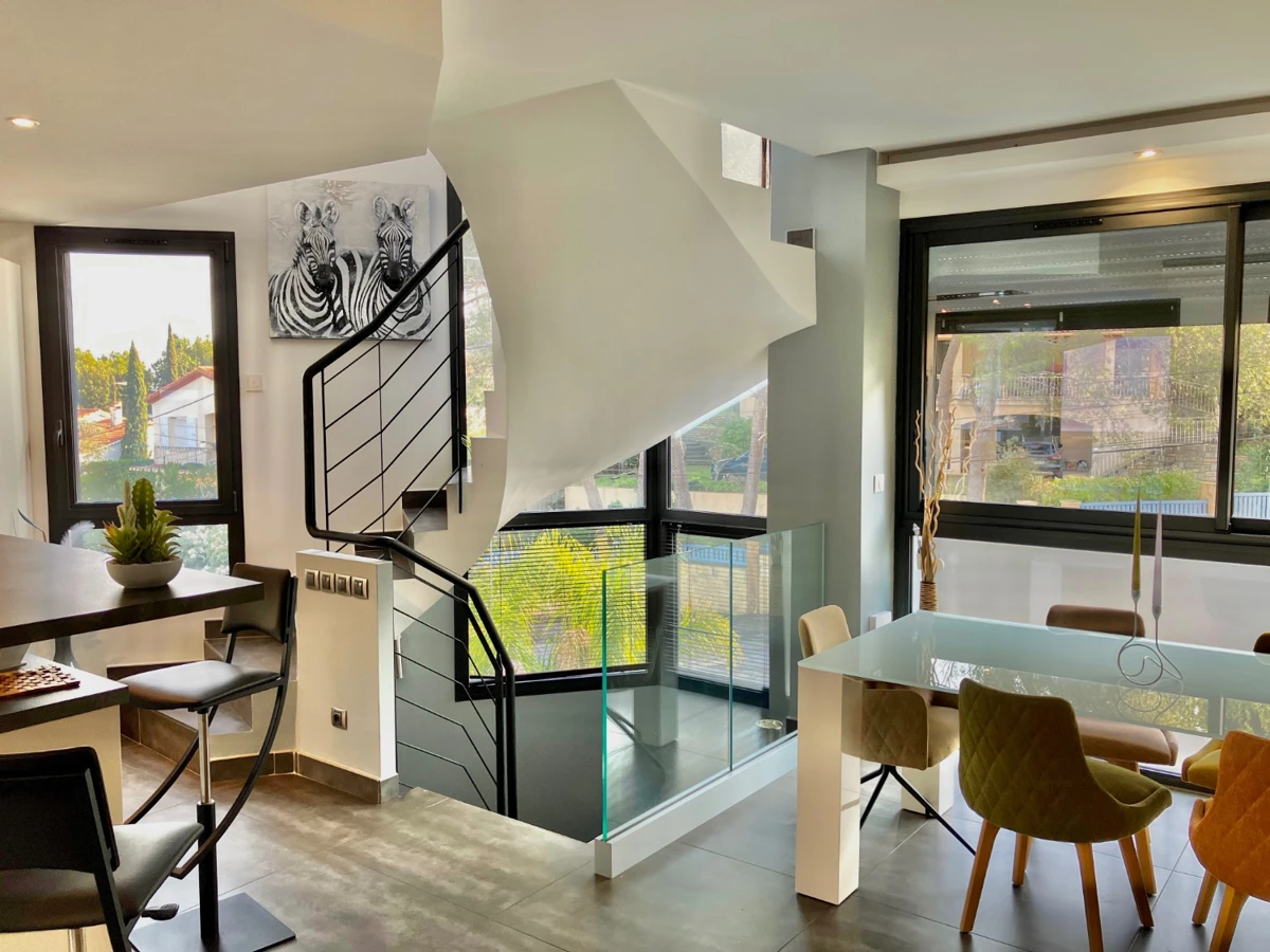 Photo 5 - Maison 6 pièce(s) à Martigues (13500)