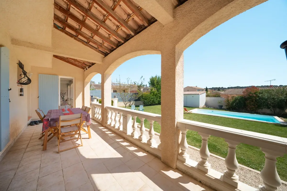 Photo 3 - Lambesc – Maison familiale avec piscine, jardin arboré et superbe espace extérieur plein sud