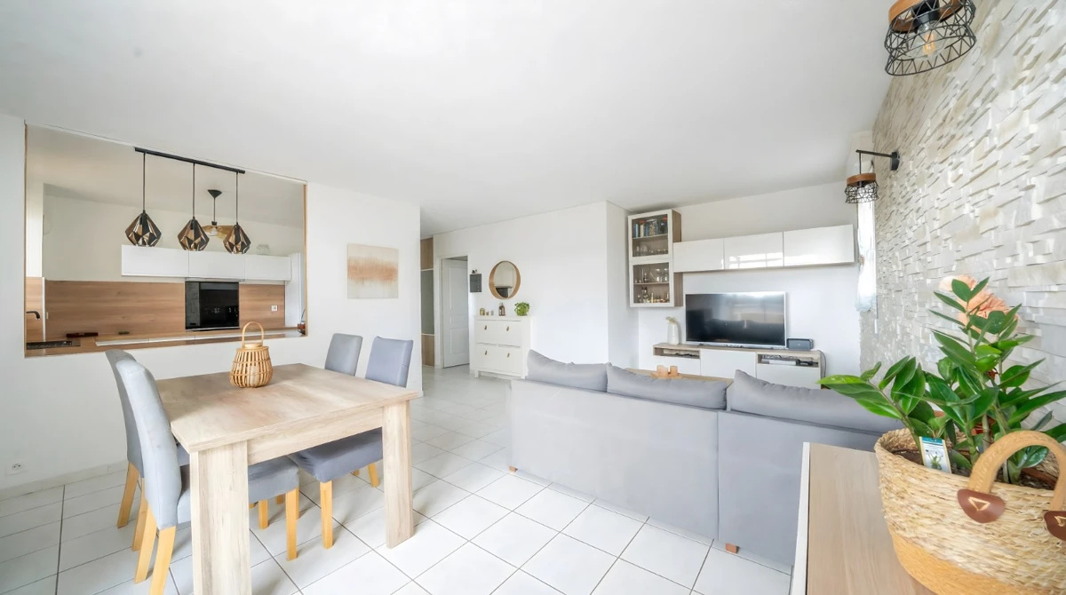 Photo 2 - Appartement 3 pièces à Aix-en-Provence + box+ cave + terrasse