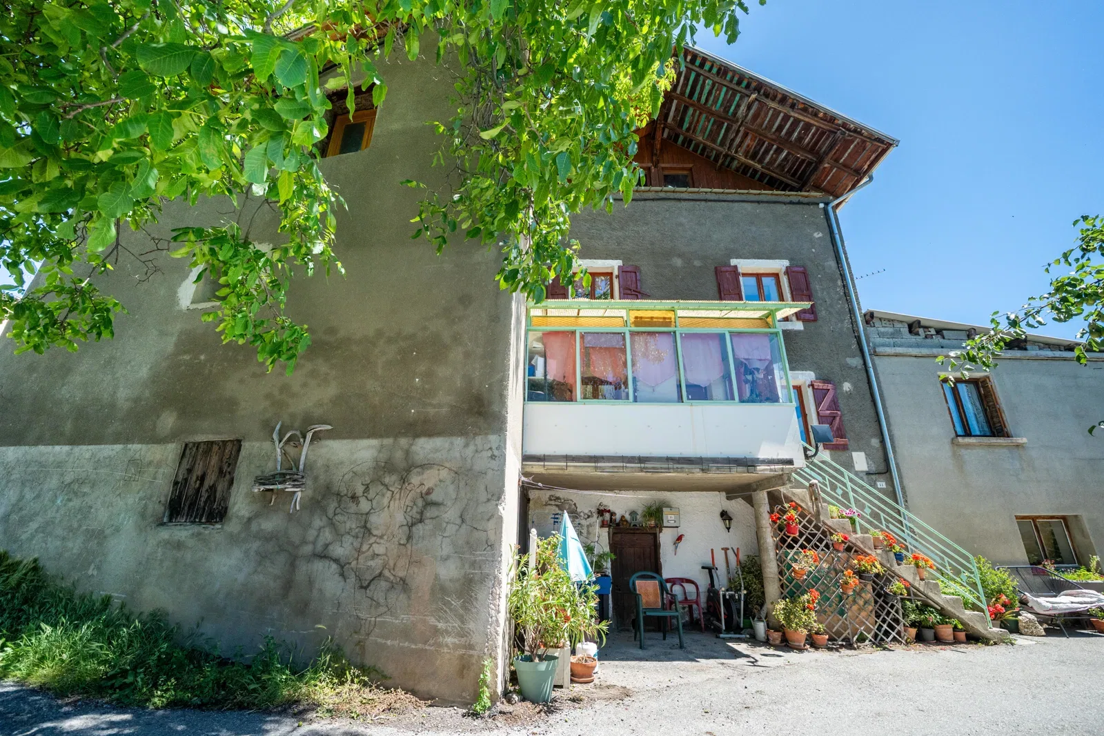 Photo 7 - Bâtisse à rénover 150m² - orientée sud- vue Lac