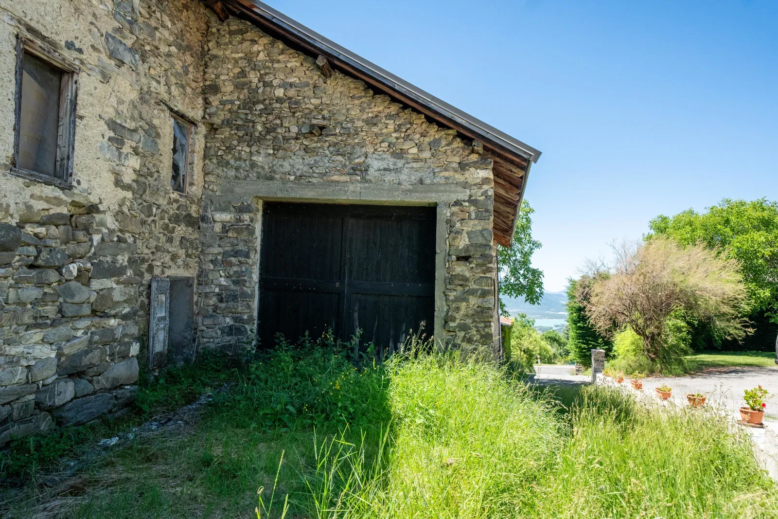 Photo 9 - Bâtisse à rénover 150m² - orientée sud- vue Lac