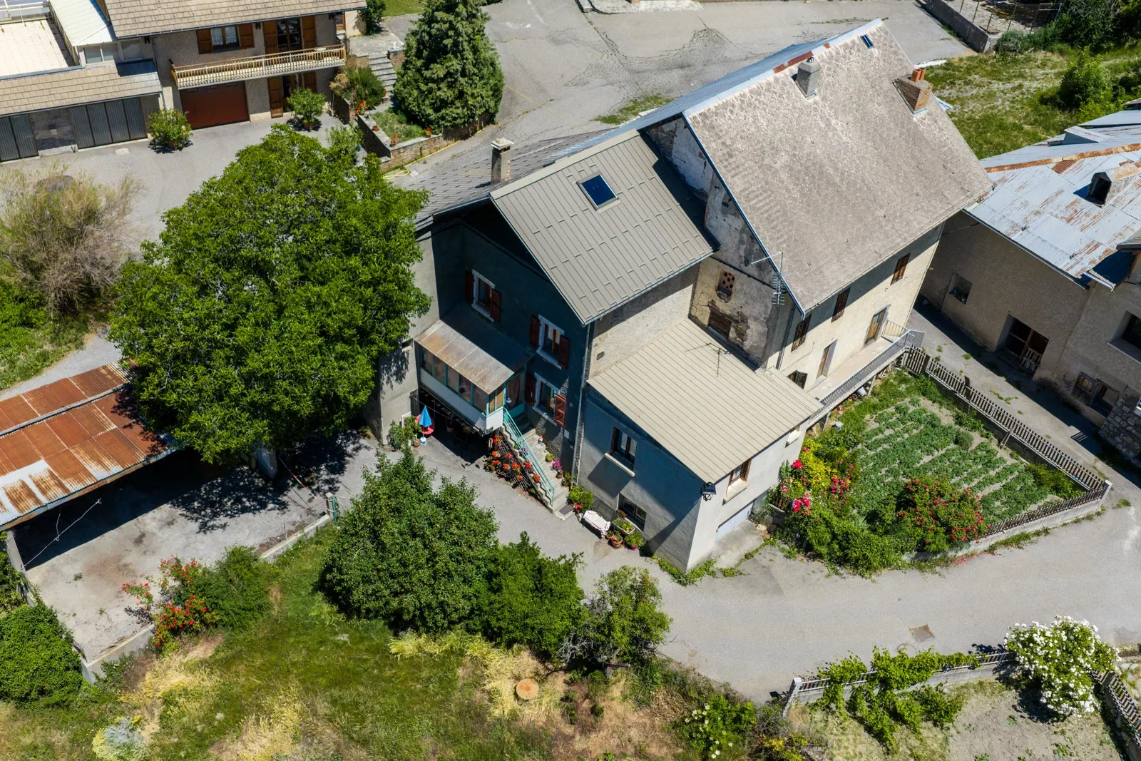 Photo 10 - Bâtisse à rénover 150m² - orientée sud- vue Lac