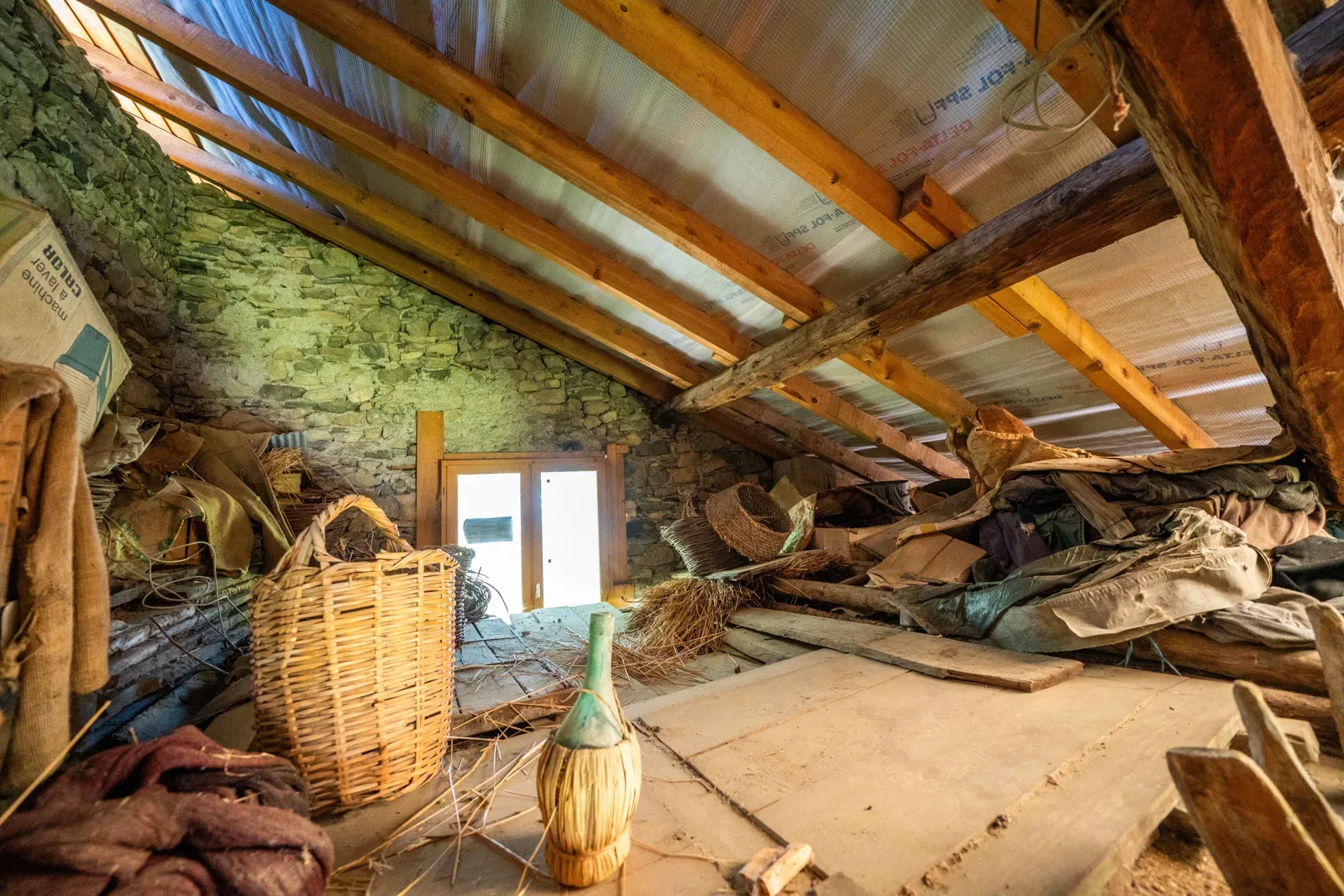 Photo 11 - Bâtisse à rénover 150m² - orientée sud- vue Lac