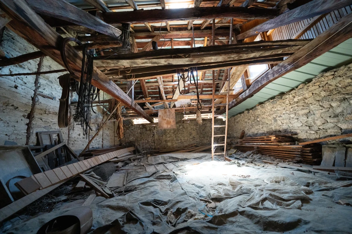Photo 3 - Bâtisse à rénover 150m² - orientée sud- vue Lac