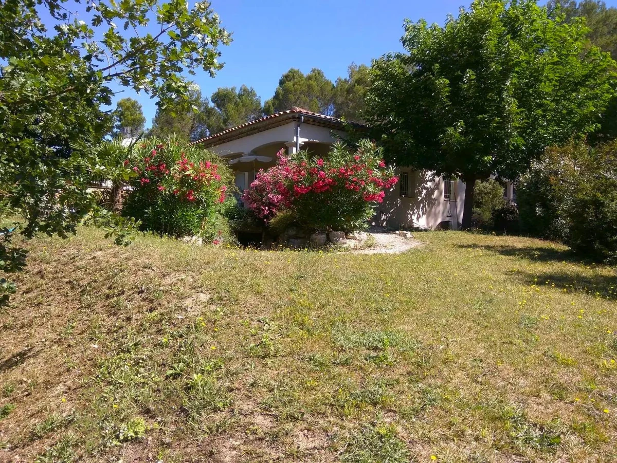 Photo 3 - Maison sur les hauteurs de Venelles - Piscine - 13 VENELLES