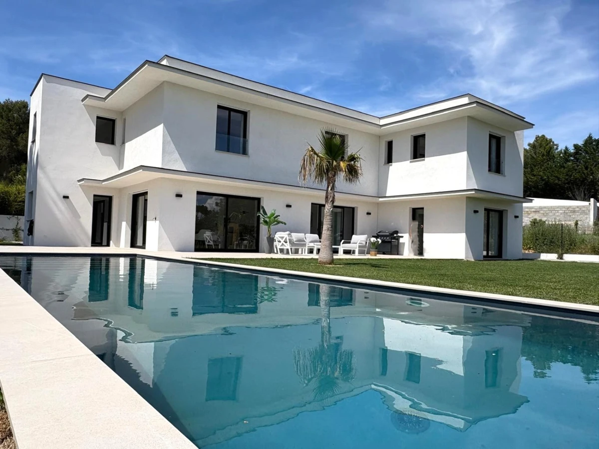 Photo 4 - Contemporaine neuve aux prestations de qualité - Piscine - vue dominante - 13 VENTABREN