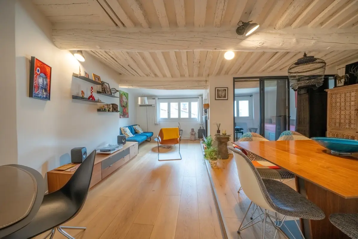 Photo 3 - Appartement rénové de 3 pièces, climatisation, calme 