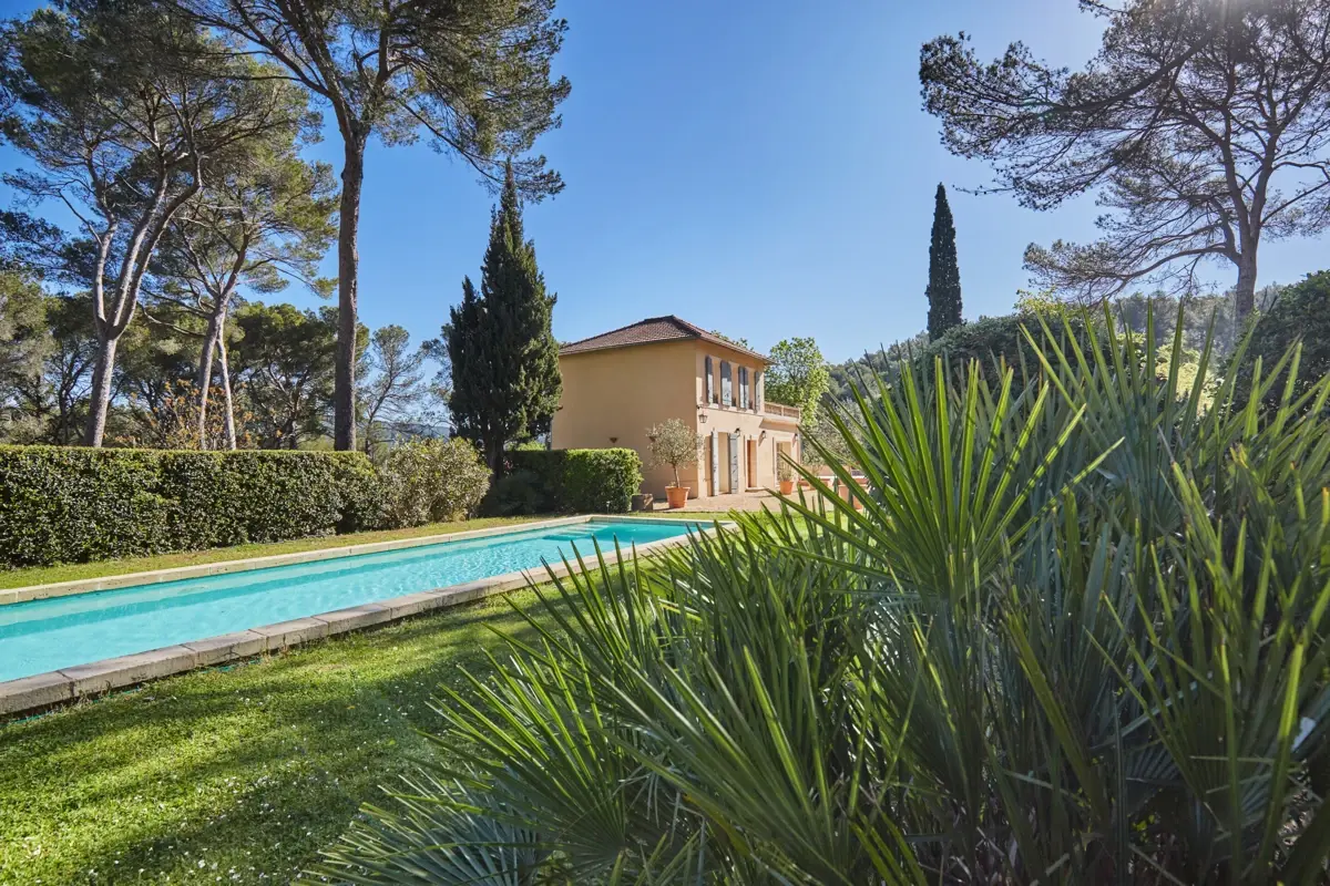 Photo 1 - Propriété de standing, Montaiguet, vue dégagée, piscine 