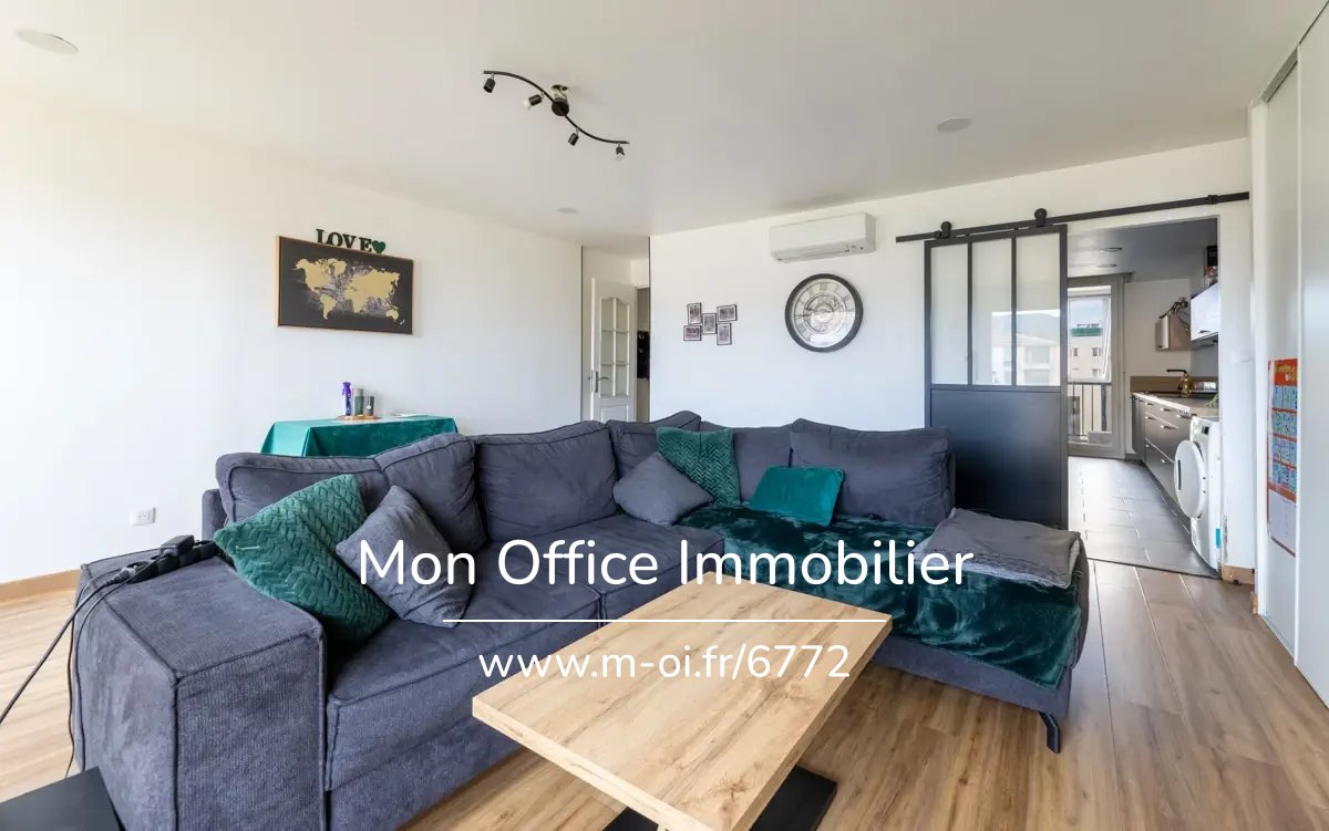 Maison 11 pièces de 350m2 sur 3000m2 de terrain à Mimet — 20