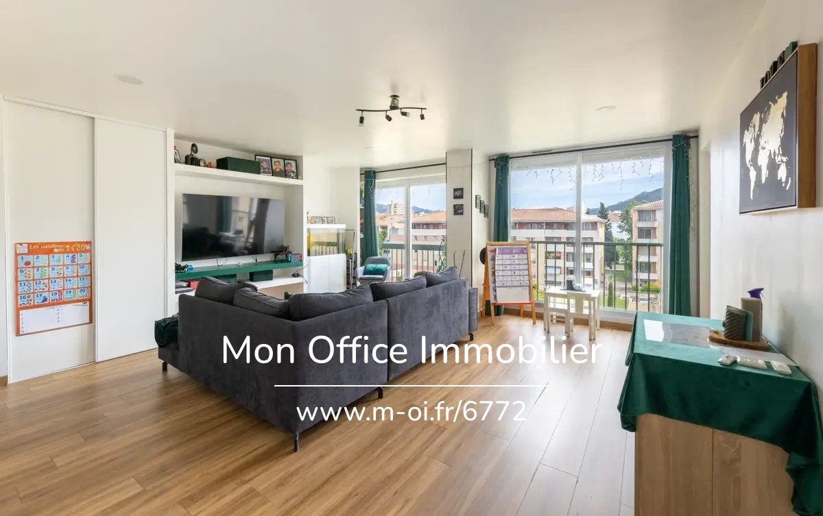 Maison 11 pièces de 350m2 sur 3000m2 de terrain à Mimet — 14