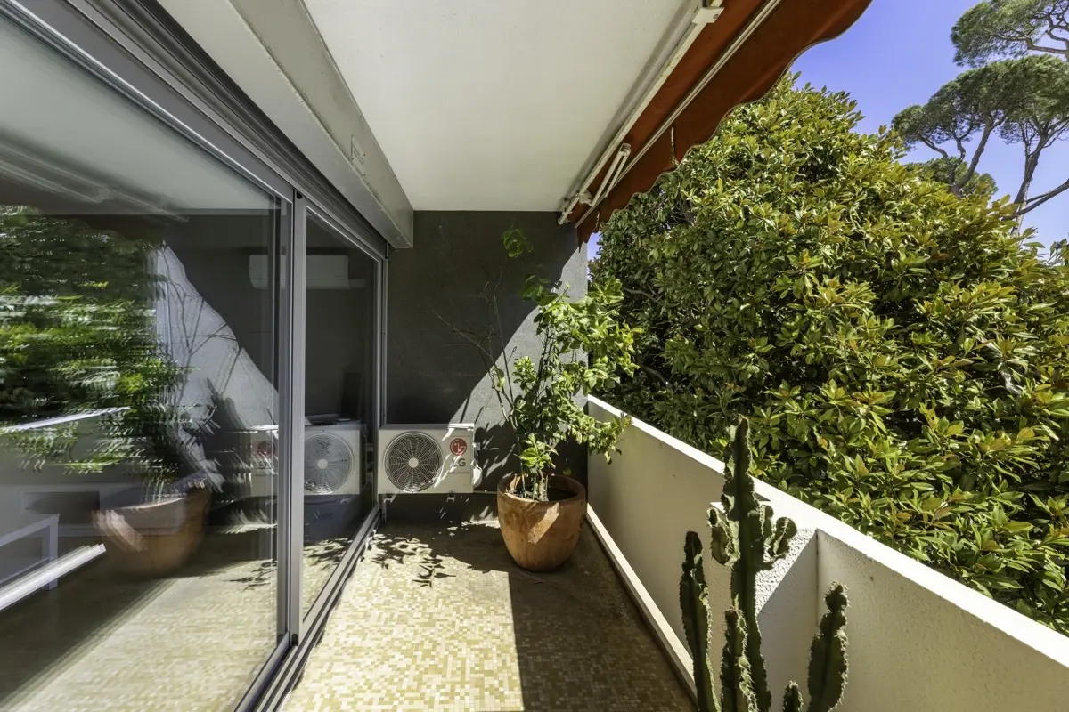 Photo 3 - Appartement de 110 m²,  4 pieces avec terrasse et cave 