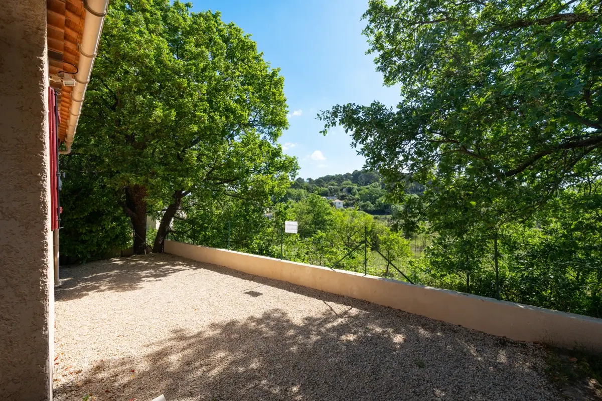 Photo 5 - Maison 4 pièces avec jardin et terrasse - Pertuis 