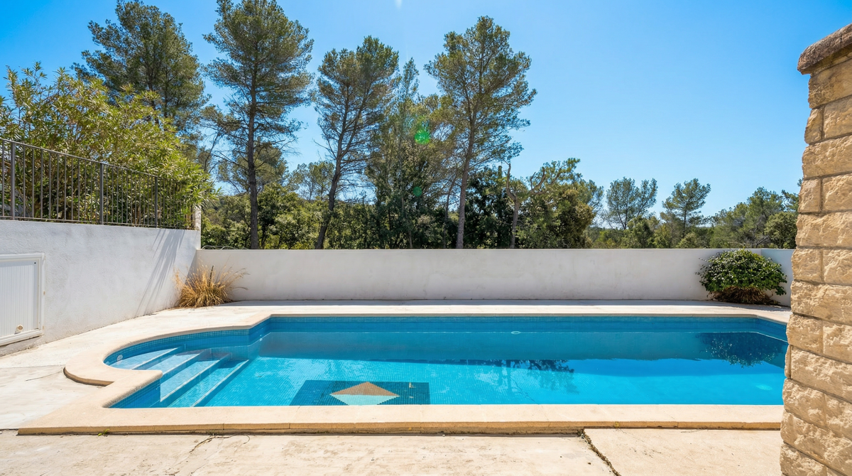 Photo 2 - Maison de plain-pied au calme absolu avec dépendance aménagée – fort potentiel d’évolution