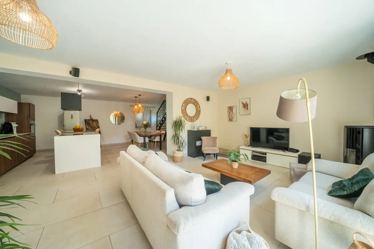 Photo 3 - Bien rare à en plein cœur du village