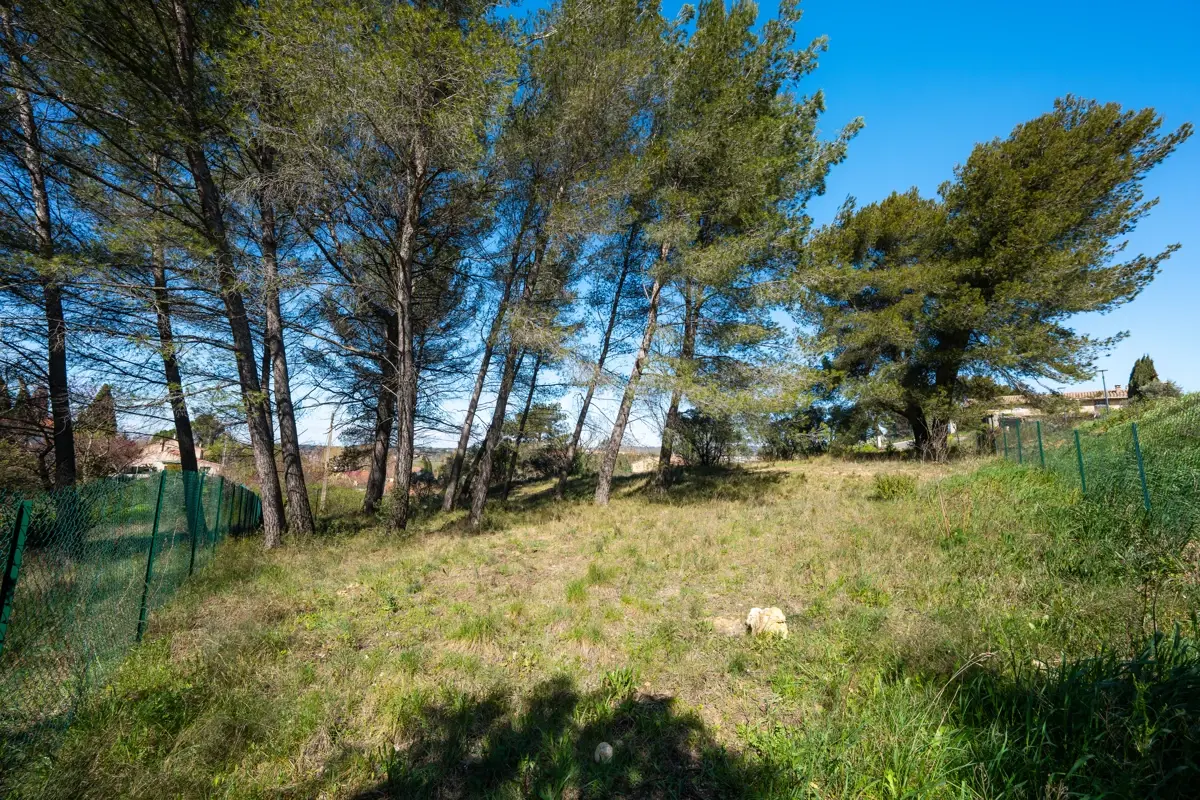 Photo 4 - Terrain à bâtir de 1060 m2 piscinable, calme et sécurisé , permis purgé pour maison de 144 m2