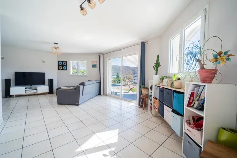 Maison 4 pièce(s) - Piscine - Grand jardin - DPE C à Sillingy (74330) — 29