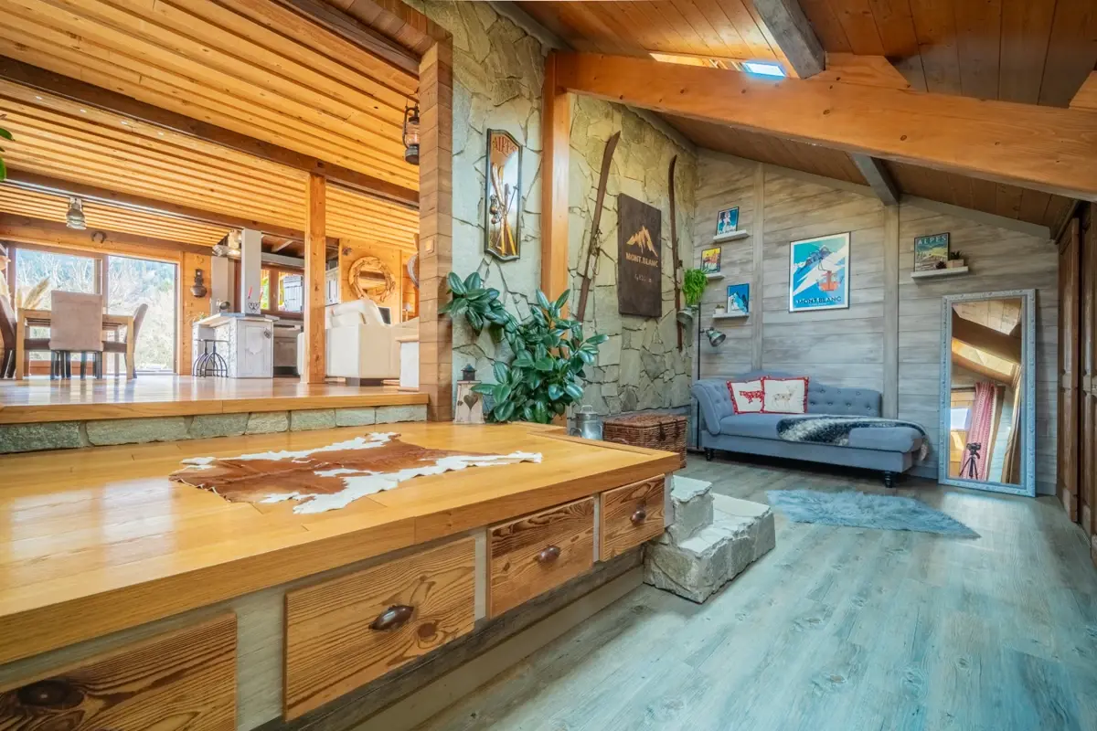 Photo 2 - Chalet 7 pièces - Piscine - Cabanon de rangement - Aire de jeux - Carport - Saint-Eustache (74410)