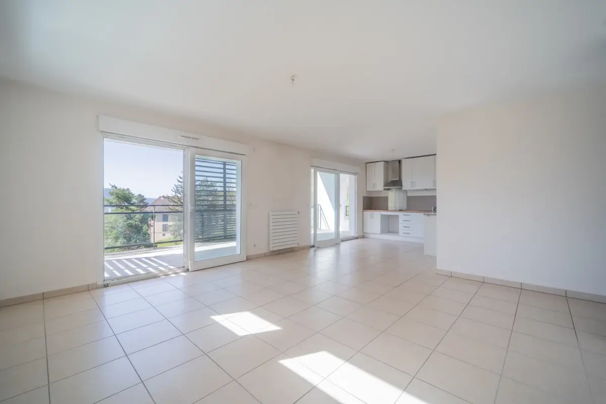 Photo 3 - Appartement 3 pièces - vue lac d'Annecy - balcon 