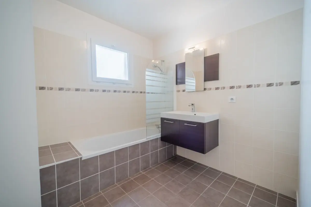 Photo 5 - Appartement 3 pièces - vue lac d'Annecy - balcon 