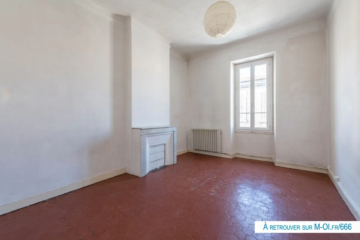Photo 5 - ///  VENDU /// 13300 - Salon-de-Provence - Maison 70 m² avec terrasse à rénover