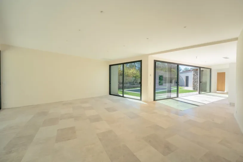 Maison familiale à rafraichir - Piscine - Venelles — 23