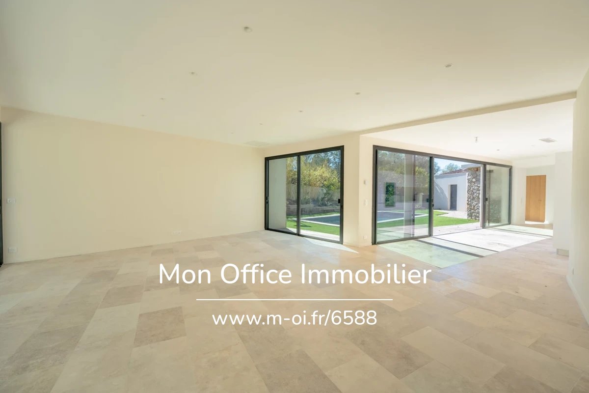 Maison familiale à rafraichir - Piscine - Venelles — 25