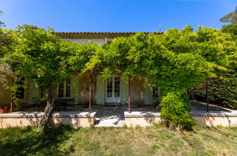 Maison familiale à rafraichir - Piscine - Venelles — 8