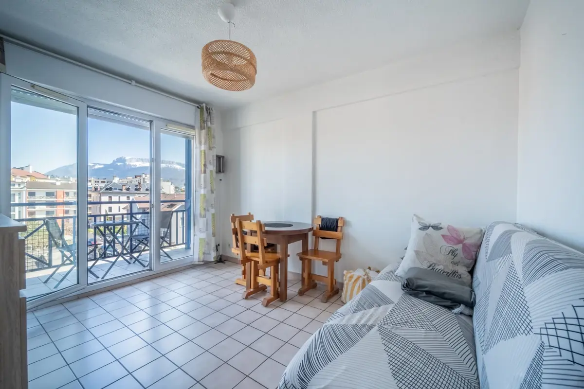 Photo 2 - Appartement 1 pièce - Balcon - Dernier étage - 300m de la gare