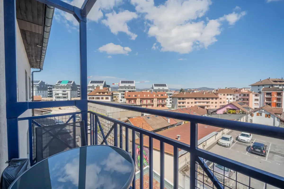 Photo 1 - Appartement 1 pièce - Balcon - Dernier étage - 300m de la gare