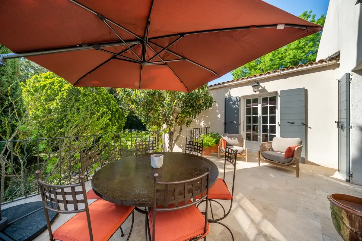 Photo 5 - Maison 7 pièces, quartier Saint Donat 