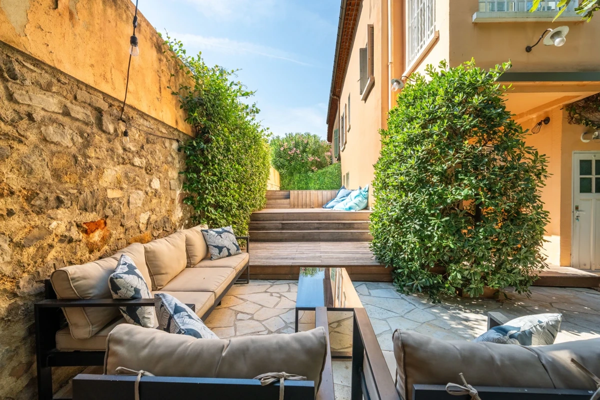 Photo 4 - Maison de ville avec jardin arboré et piscine au cœur d’Aix-en-Provence ! 