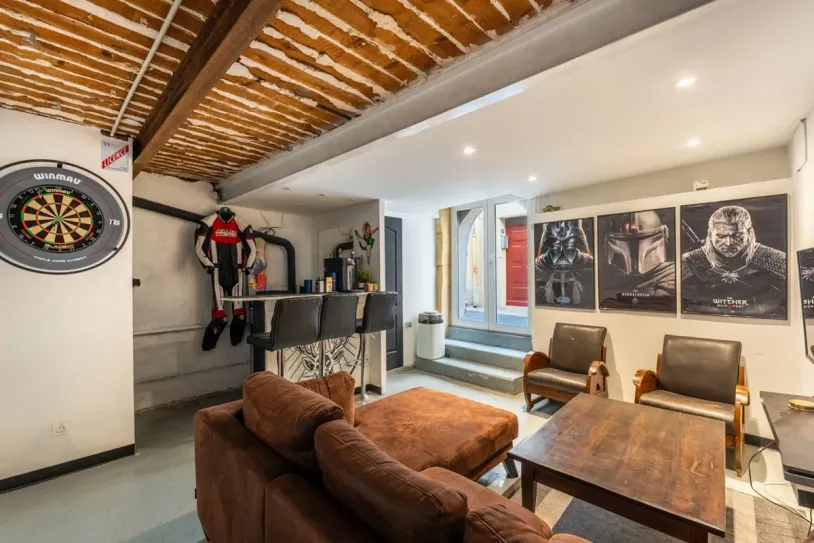 Maison de village de charme de 110 m2 – Centre historique de Lambesc – Espace indépendant — 28