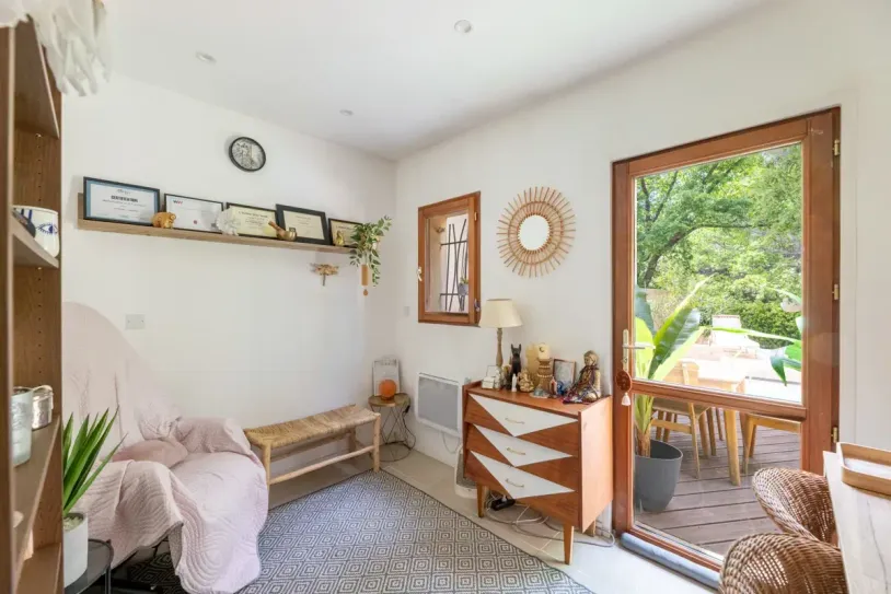Maison 6 pièces de 143 m² à Éguilles — 23