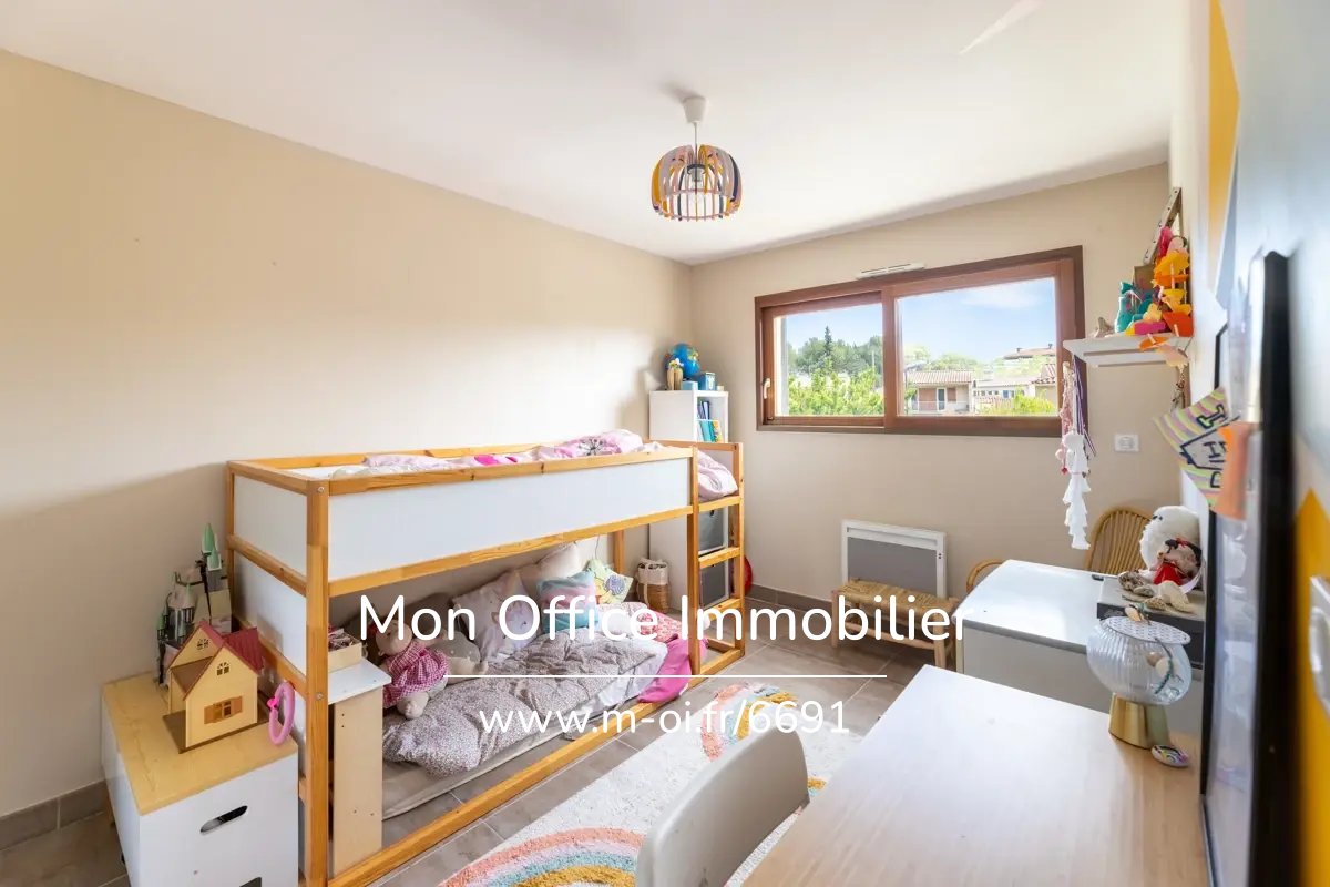 Maison 6 pièces de 143 m² à Éguilles — 28
