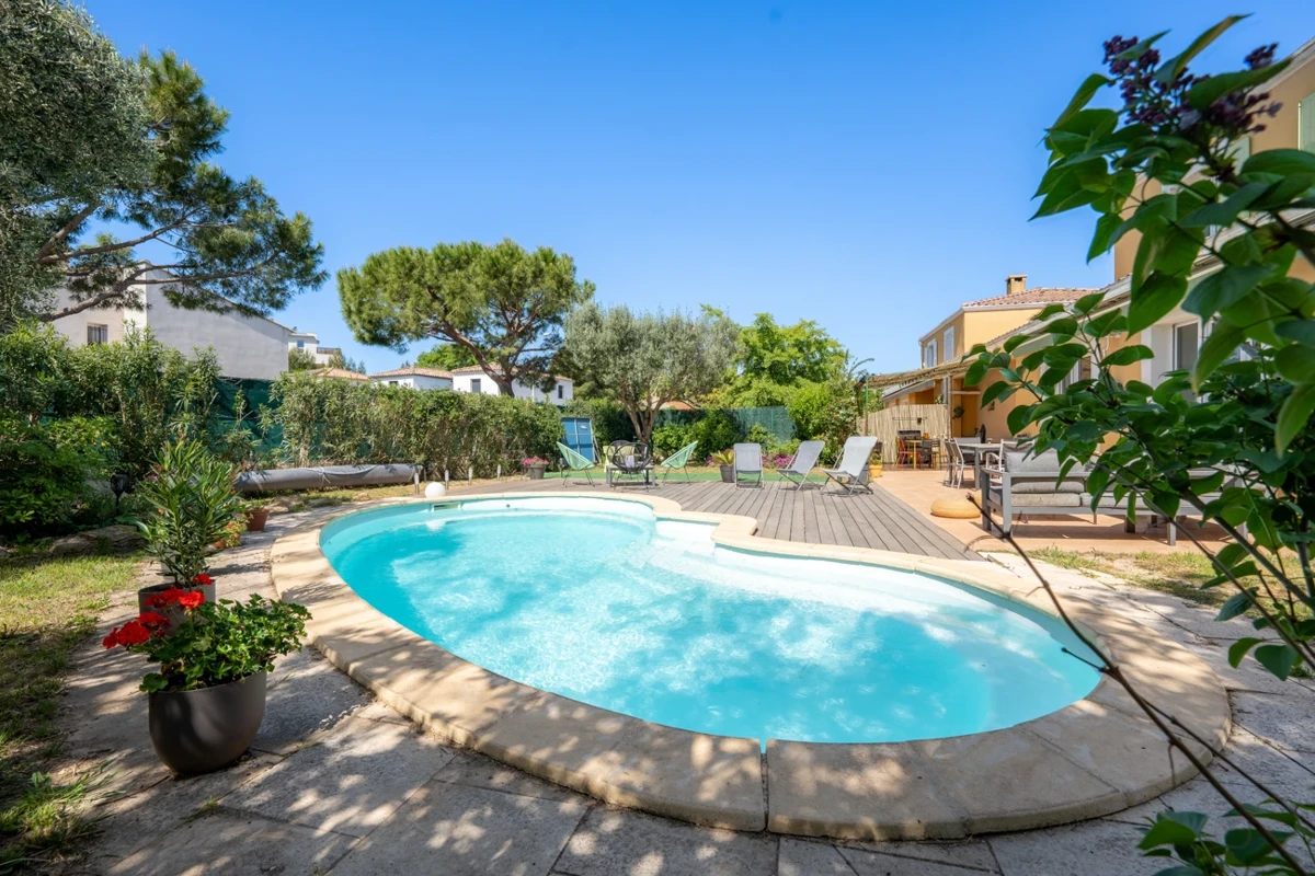 Photo 1 - Maison 4 chambres - piscine, sous sol, garage