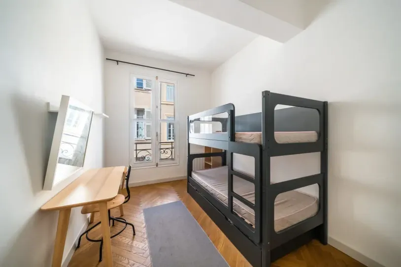 Maison contemporaine 210 m² avec piscine — 23