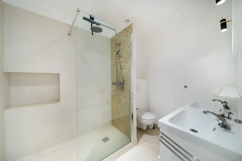 Maison contemporaine 210 m² avec piscine — 26