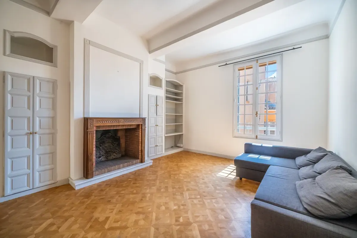 Photo 3 - Aix centre historique – Élégant T3, 73 m2 rénové, Place des Prêcheurs