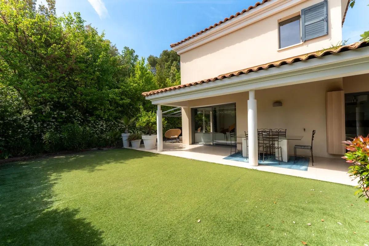 Photo 3 - Maison 4 pièce de 101 m² à Aix-en-Provence 