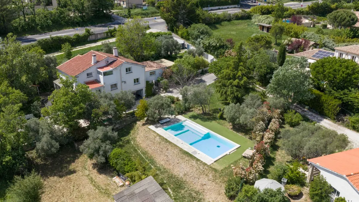Photo 1 - Maison 11 pièces de 350m2 sur 3000m2 de terrain à Mimet 