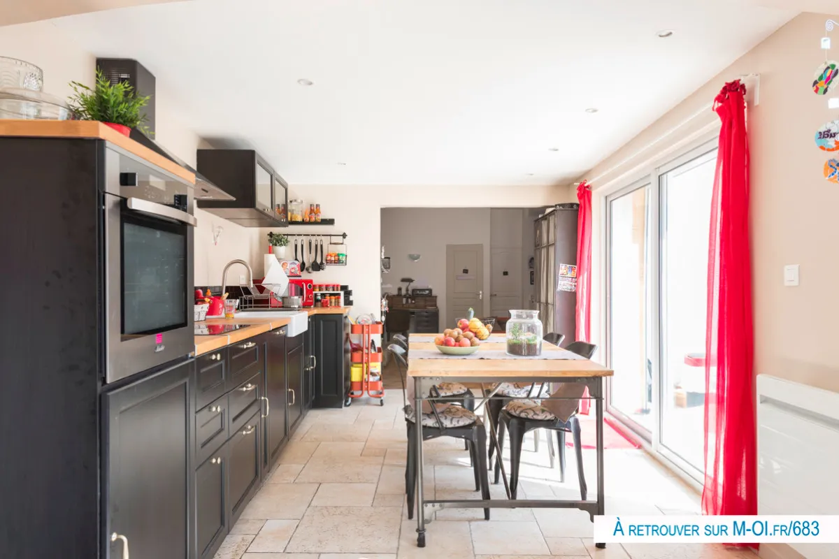 Photo 4 - SOUS COMPROMIS - EXCLUSIVITE -13300 - Salon-de-Provence - MICHELET - Appartement rez-de-villa T4 de 90M2 rénové avec Belles prestations- Jardin - Piscine - Parking