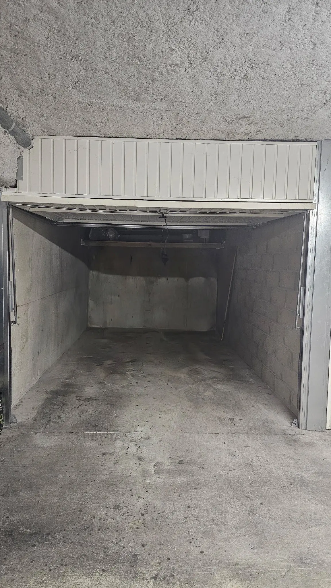 Photo 1 - Box fermé dans résidence sécurisée
