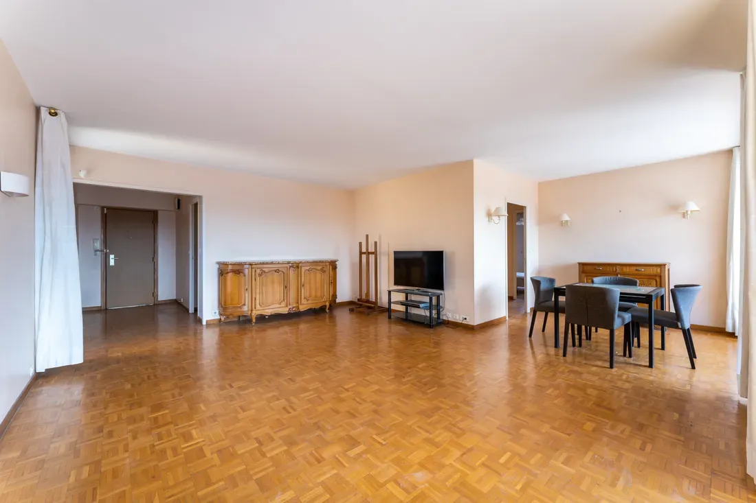 Photo 3 - Exclusivité Appartement 4 pièces avec terrasse, balcon et box dans le 6e arrondissement de Marseille