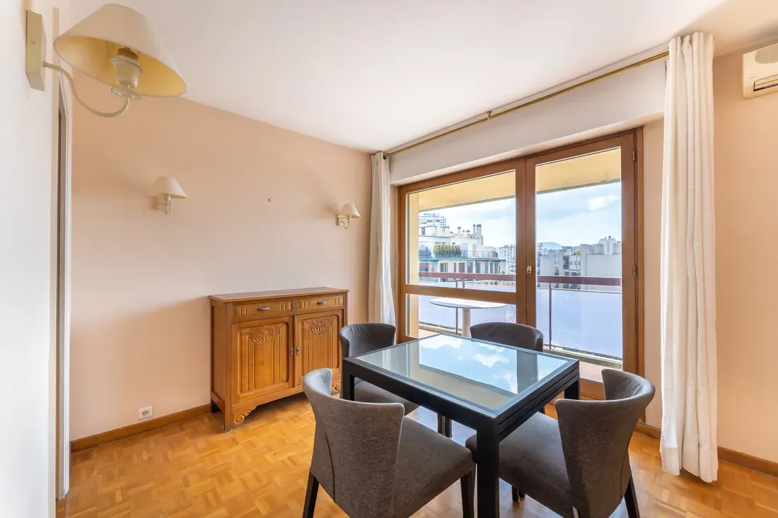 Photo 4 - Exclusivité Appartement 4 pièces avec terrasse, balcon et box dans le 6e arrondissement de Marseille