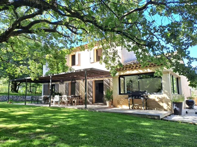 Maison avec dépendance - Parc arboré piscine garage - Proche Aix au PUY STE REPARADE — 2