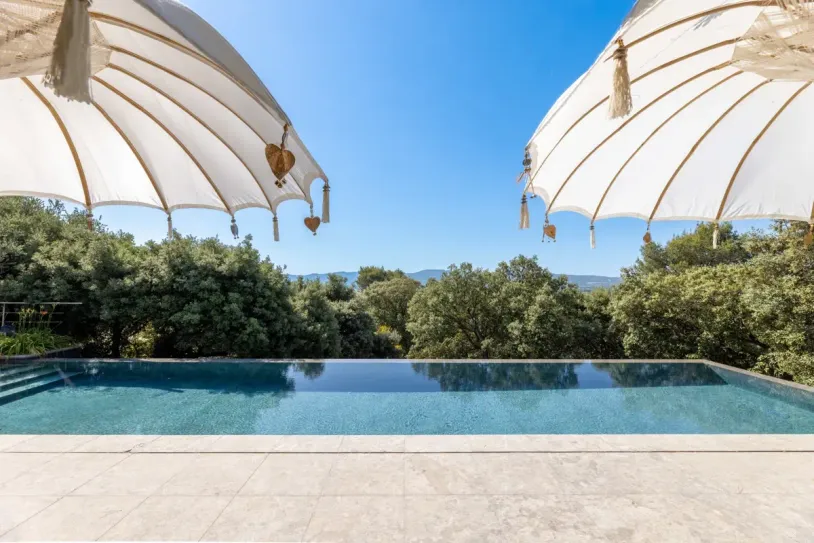 Maison avec dépendance - Parc arboré piscine garage - Proche Aix au PUY STE REPARADE — 5