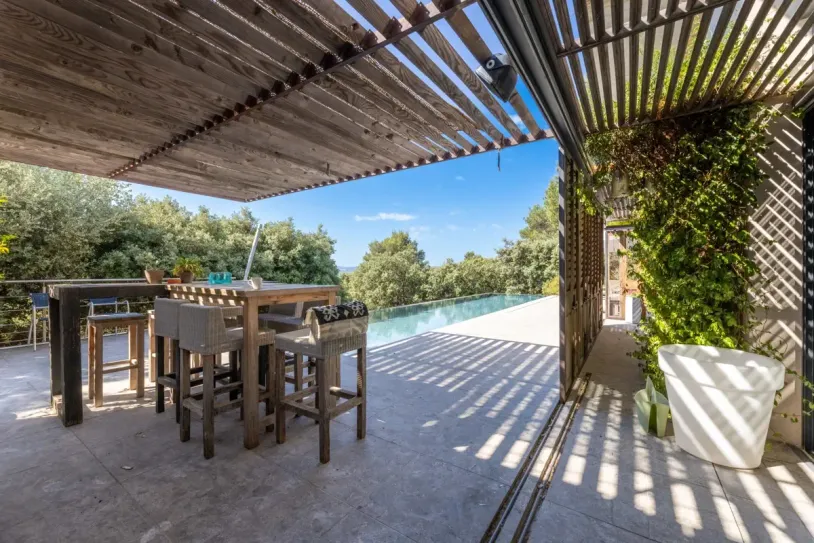 Maison avec dépendance - Parc arboré piscine garage - Proche Aix au PUY STE REPARADE — 8