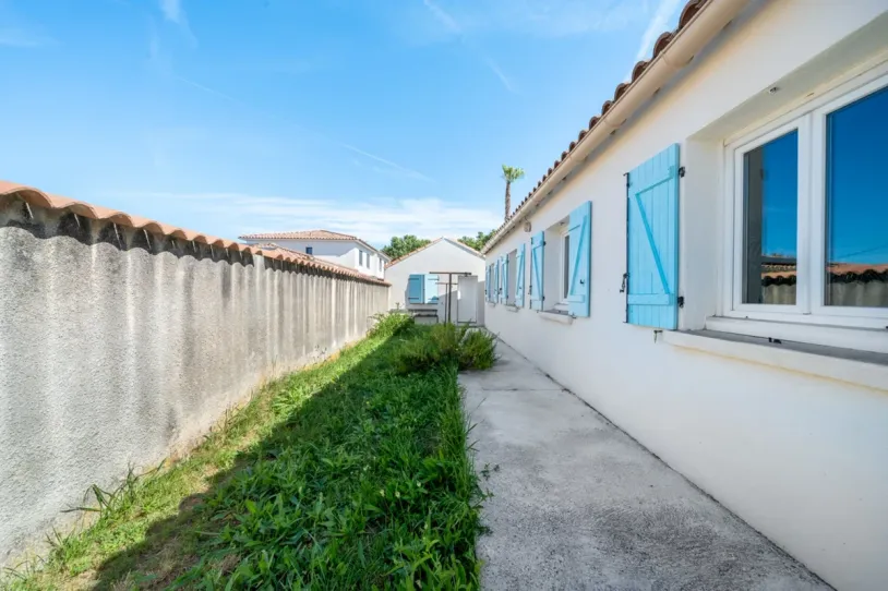 Maison 4 pièces + studio + garage — 11